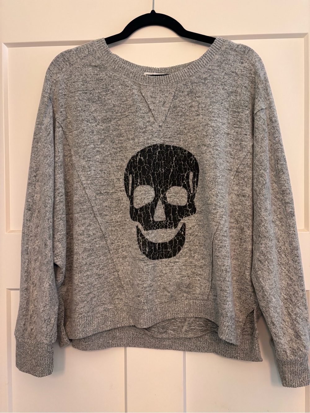 Sweet Romeo Gray Crewneck Sweater with Black Skull Graphic Size L